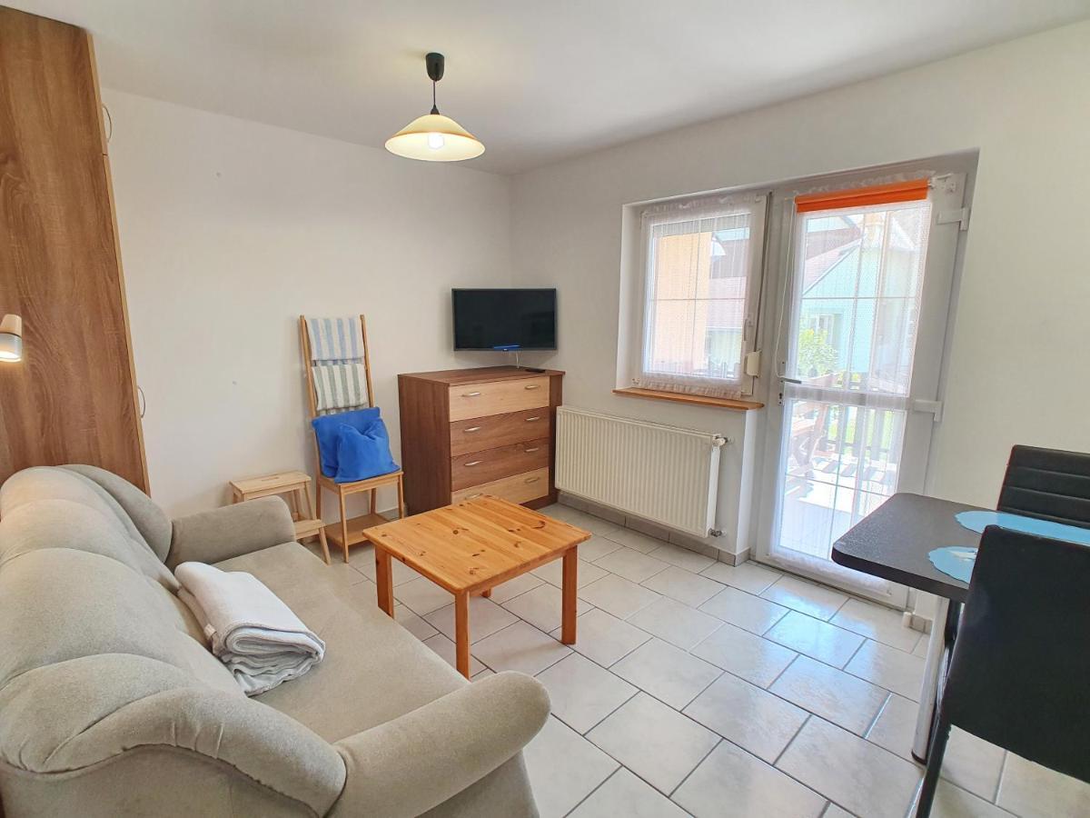 Krisztián Apartmanház Vonyarcvashegy Esterno foto
